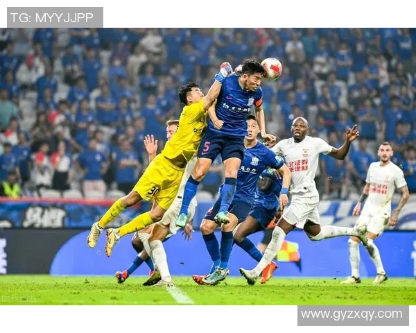 上海申花迎战长春亚泰争夺中超积分榜关键战役全力以赴展现球队实力